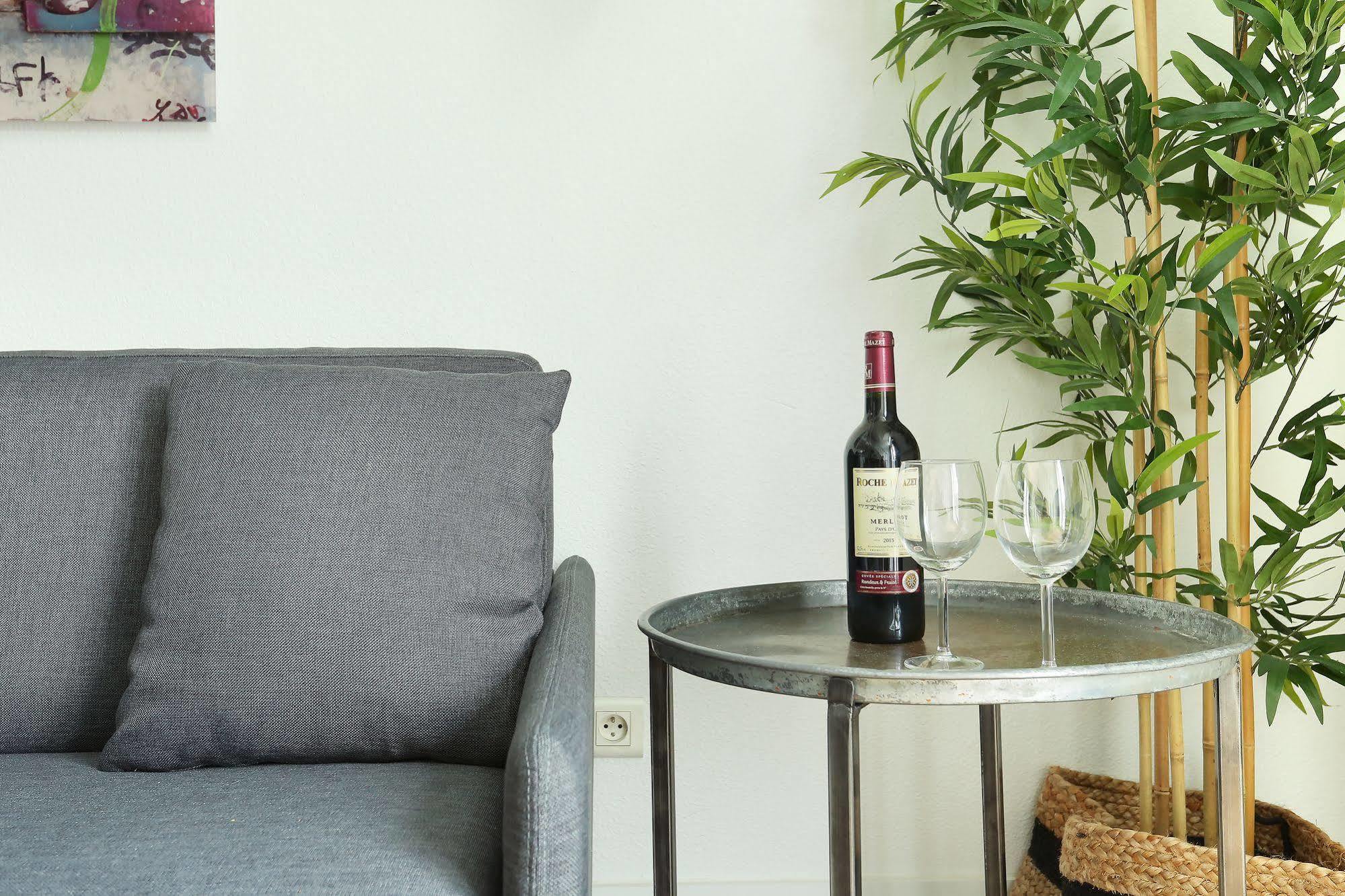 Les Lilas Serviced Apartments Экстерьер фото